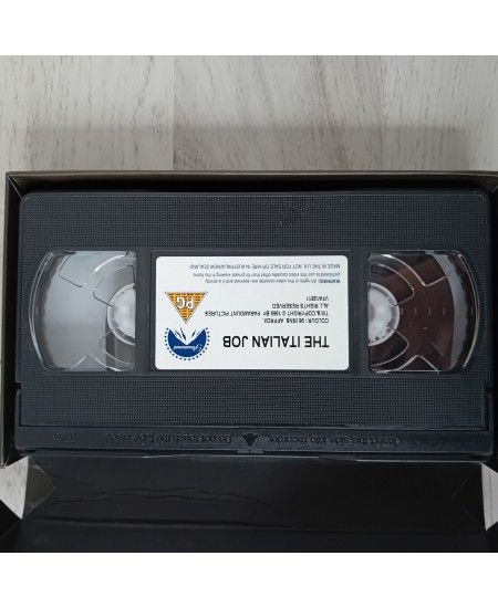 THE ITALIAN JOB REMASTERED VHS TAPE - RARE RETRO MOVIE SERIES