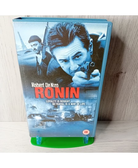 RONIN ROBERT DE NIRO VHS TAPE - RARE RETRO MOVIE SERIES