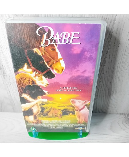 BABE VHS TAPE - RARE RETRO MOVIE KIDS VINTAGE