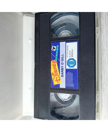 DARBY OGILL AND THE LITTLE PEOPLE VHS TAPE - RARE RETRO MOVIE KIDS