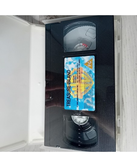 TREASURE ISLAND VHS TAPE - RARE RETRO MOVIE