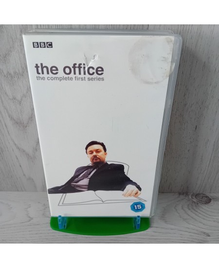 THE OFFICE FIRST SERIES BBC VHS TAPE - RARE RETRO MOVIE SERIES 2002