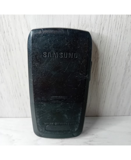 SAMSUNG MOBILE PHONE RETRO VINTAGE - VERY RARE - SPARES OR REPAIRS