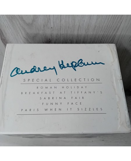 AUDREY HEPBURN SPECIAL COLLECTION VHS TAPE BOXSET - RARE RETRO MOVIE SERIES