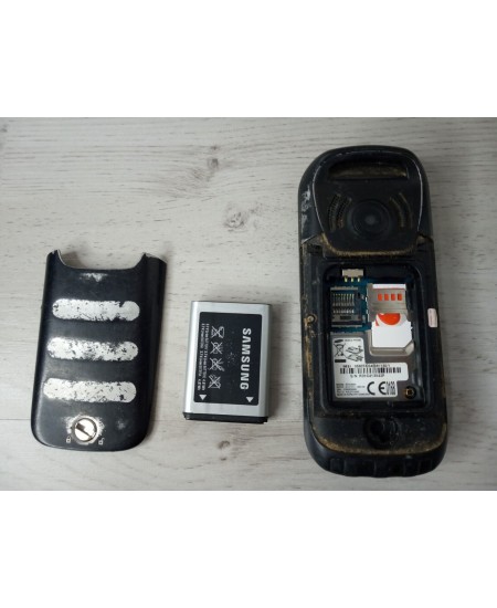 SAMSUNG GT-C3350 MOBILE PHONE RETRO VINTAGE - VERY RARE - SPARES OR REPAIRS -