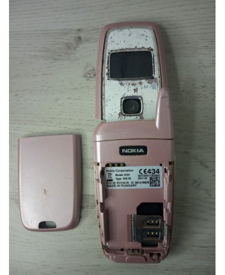 NOKIA 6101 MOBILE PHONE RETRO VINTAGE - VERY RARE - SPARES OR REPAIRS
