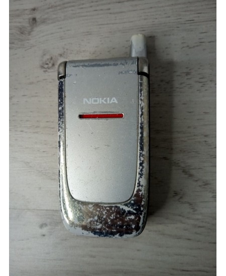 NOKIA 6060 MOBILE PHONE RETRO VINTAGE - VERY RARE - SPARES OR REPAIRS