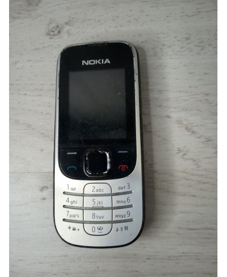 NOKIA 2330C-2 MOBILE PHONE RETRO VINTAGE - VERY RARE - SPARES OR REPAIRS -