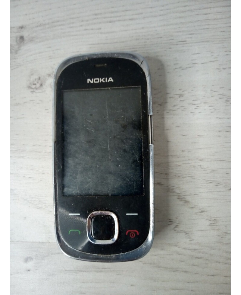 NOKIA 7230 MOBILE PHONE RETRO VINTAGE - VERY RARE - SPARES OR REPAIRS -