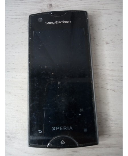 SONY XPERIA ST 18I MOBILE PHONE RETRO VINTAGE - VERY RARE - SPARES OR REPAIRS
