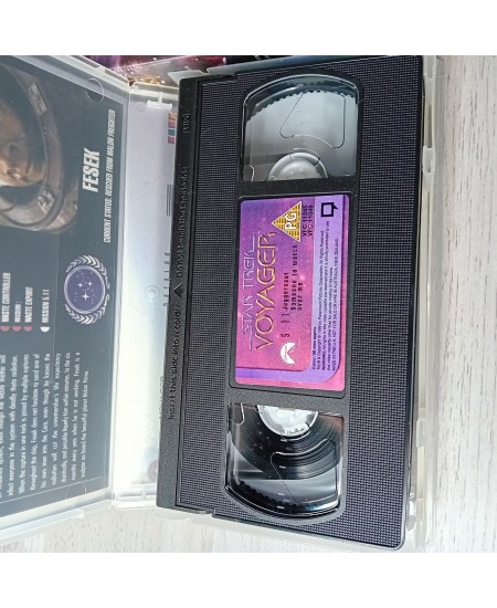 STAR TREK VOYAGER VHS TAPE BUNDLE X 3 - RARE RETRO MOVIE SERIES JOBLOT--