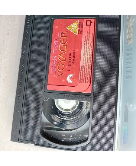 STAR TREK VOYAGER VHS TAPE BUNDLE X 3 - RARE RETRO MOVIE SERIES JOBLOT TAPES