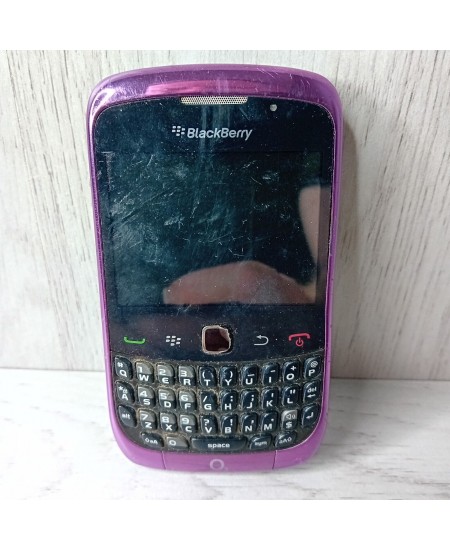 BLACKBERRY CURVE MOBILE PHONE - NOT TESTED - SPARES PARTS OR REPAIRS