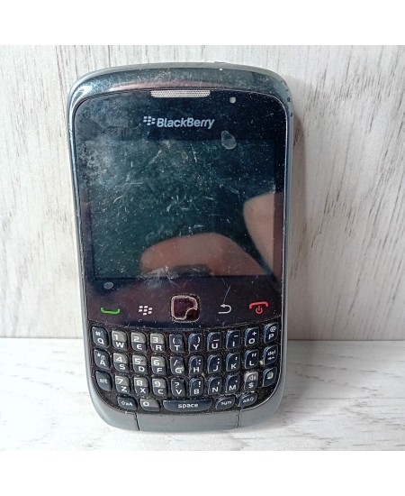 BLACKBERRY CURVE  MOBILE PHONE - NOT TESTED - SPARES PARTS OR REPAIRS