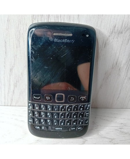 BLACKBERRY BOLD MOBILE PHONE - NOT TESTED - SPARES PARTS OR REPAIRS