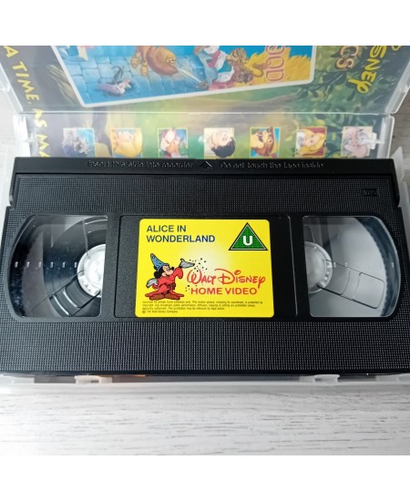 ALICE IN WONDERLAND VHS TAPE - RARE RETRO MOVIE SERIES VINTAGE