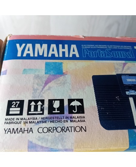 YAMAHA PSS-9 PORTASOUND ELECTRONIC KEYBOARD 100 VOICE BANK - RARE RETRO VINTAGE