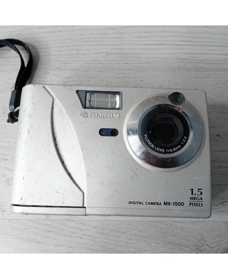 FUJIFILM MX-1500 CAMERA - SPARES OR REPAIRS RETRO VINTAGE