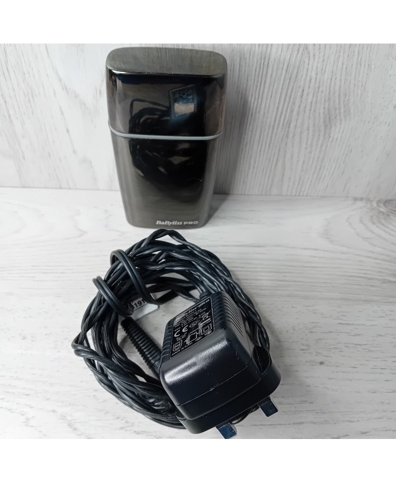 BABYLISS PRO FOIL SHAVER & CHARGER - NOT WORKING - SPARES OR REPAIRS